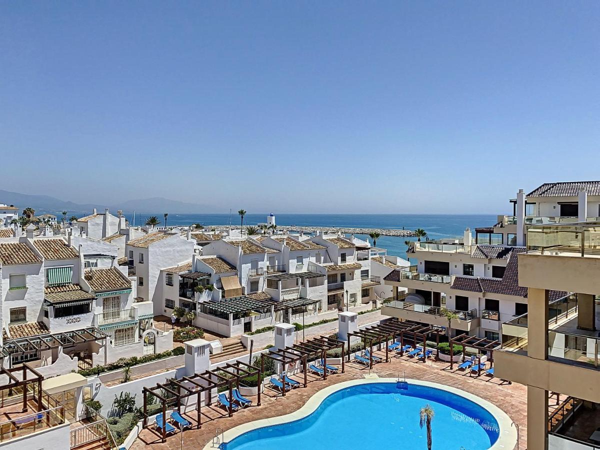 Lovely Apartment With Pool & Sea Views - Marina Del Castillo 2129 Манилва Екстериор снимка