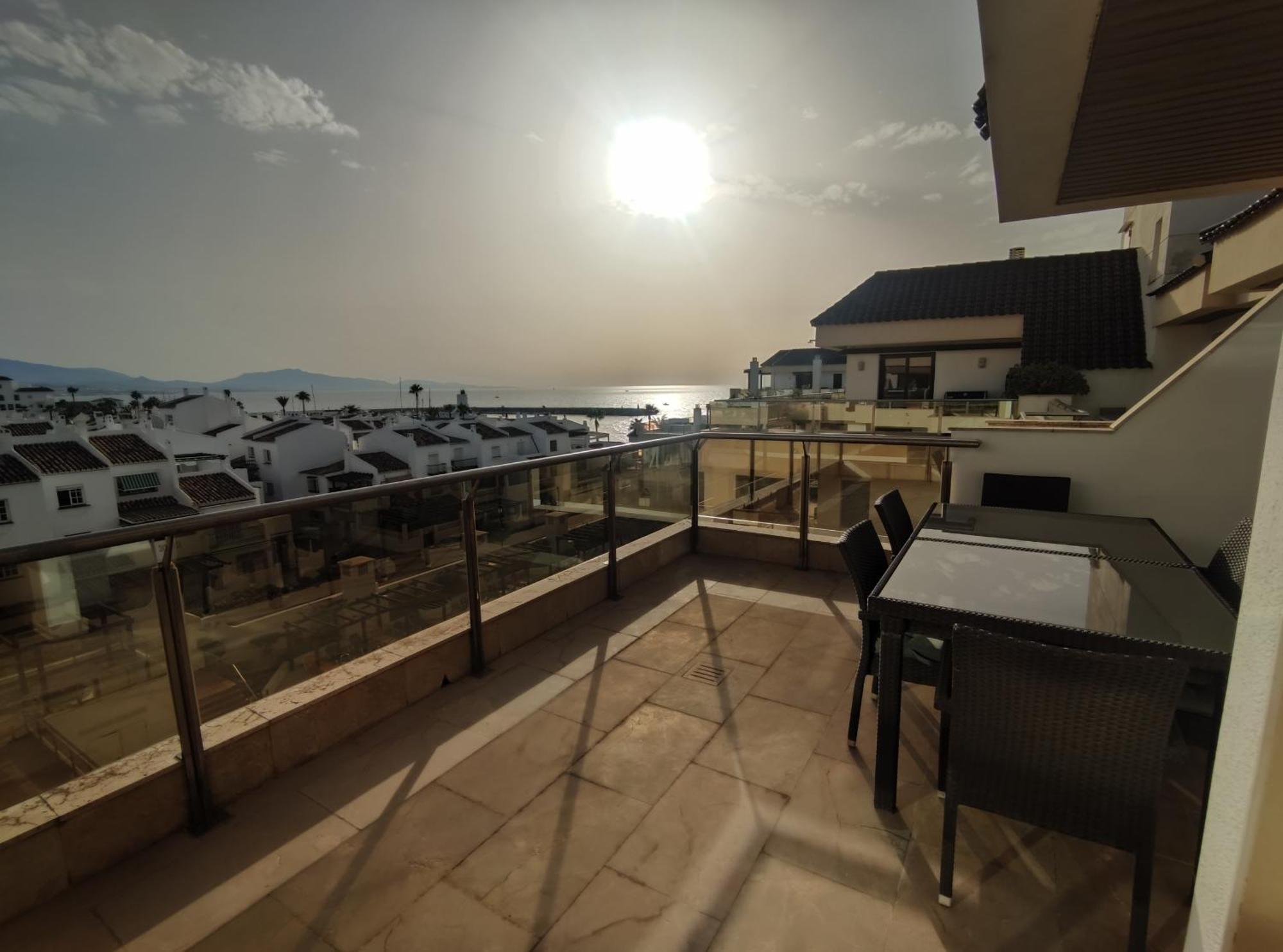 Lovely Apartment With Pool & Sea Views - Marina Del Castillo 2129 Манилва Екстериор снимка
